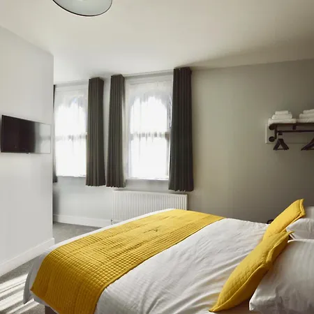 The Abbots Boutique Otel